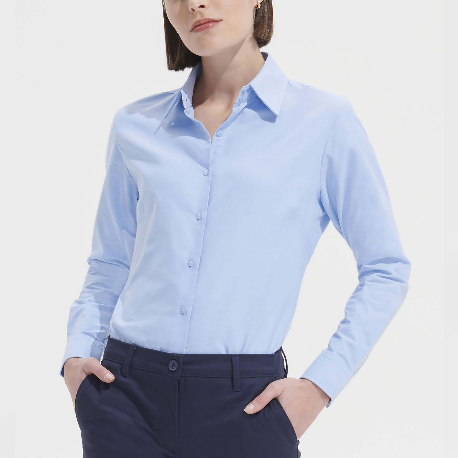camisa-senhora-mulher-branca-oxford-manga-comprida-azul-claro-embassy-sols